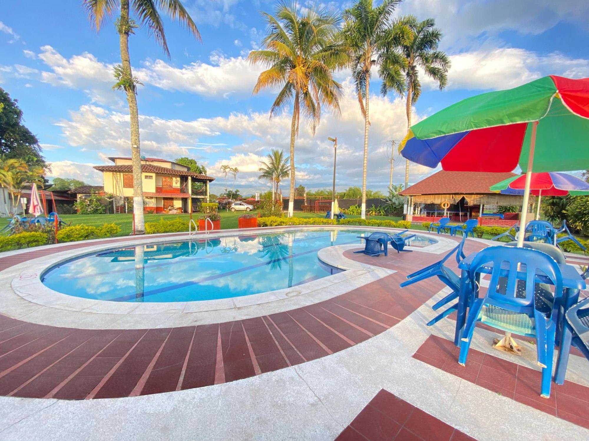 Finca Hotel Los Cocos Montenegro Buitenkant foto