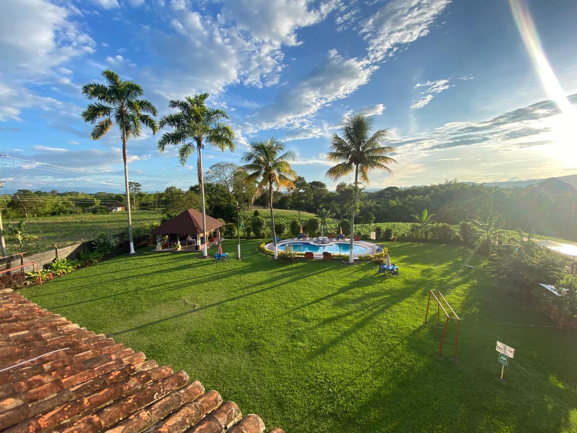 Finca Hotel Los Cocos Montenegro Buitenkant foto