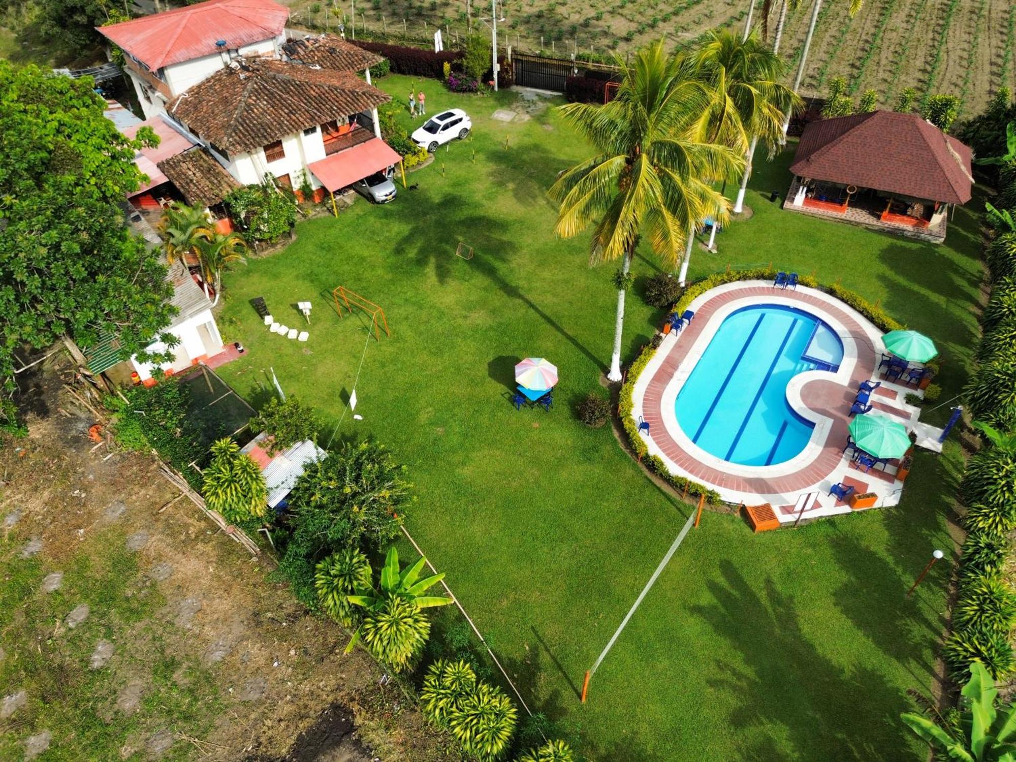 Finca Hotel Los Cocos Montenegro Buitenkant foto